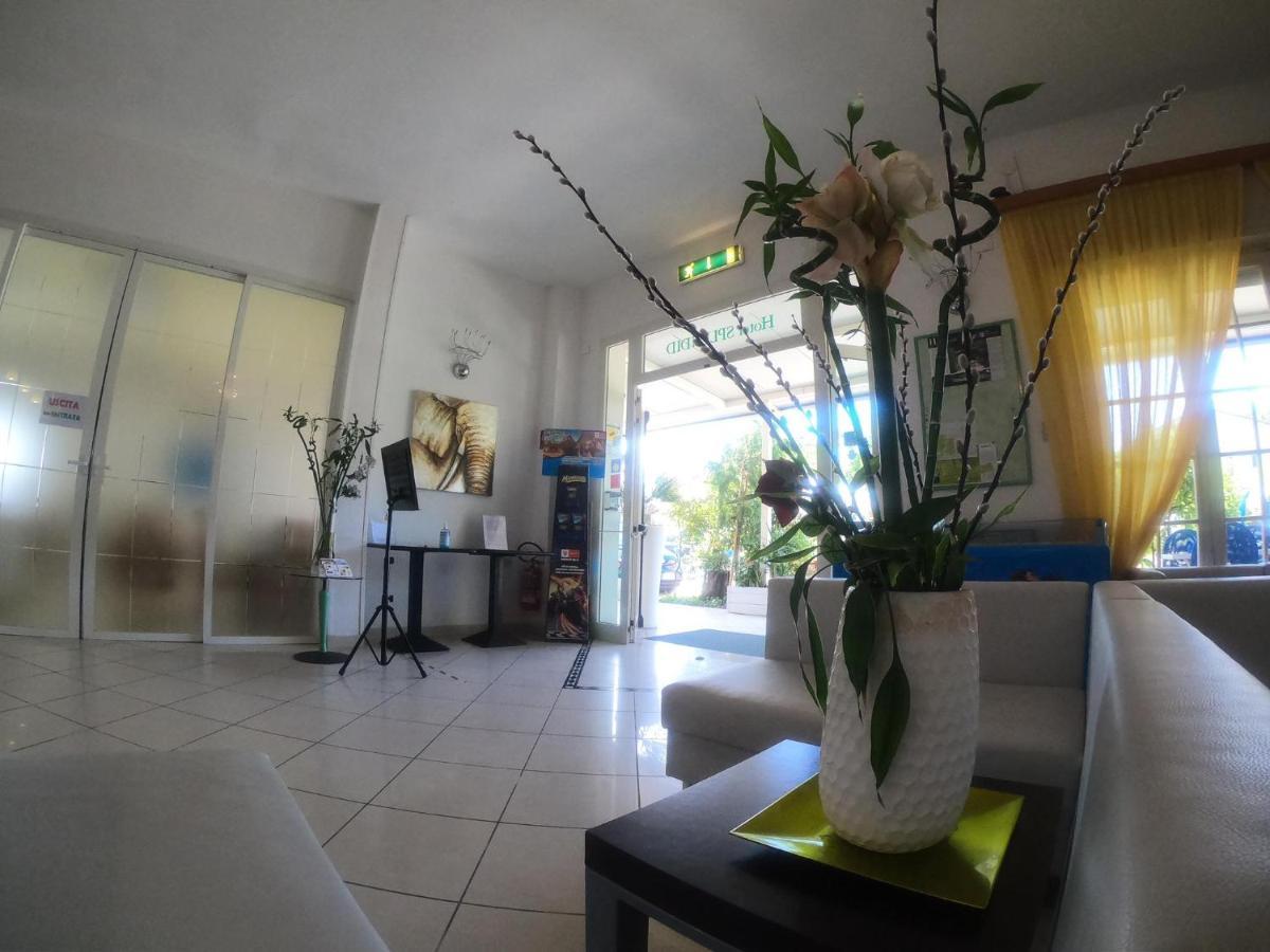 Splendid B&B Milano Marittima Zewnętrze zdjęcie