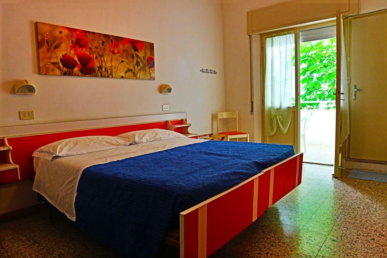 Splendid B&B Milano Marittima Zewnętrze zdjęcie